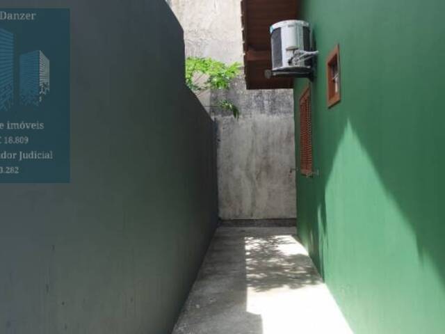 Casa para Venda em Florianópolis - 1